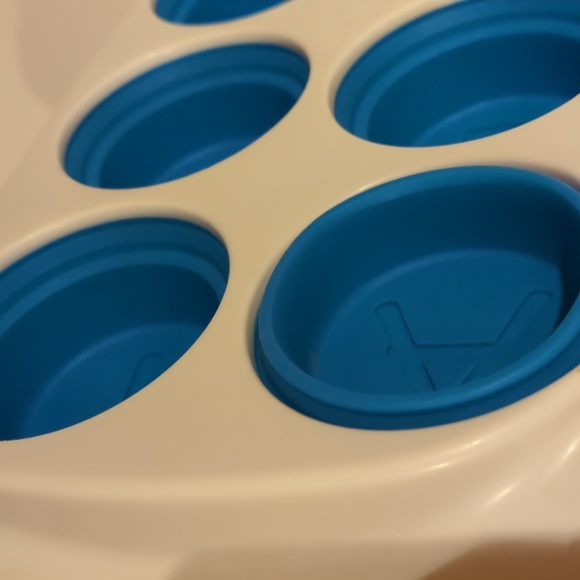 Evenflo Silicone Baby Food Freezer Tray with Lid - Picture 4 of 6